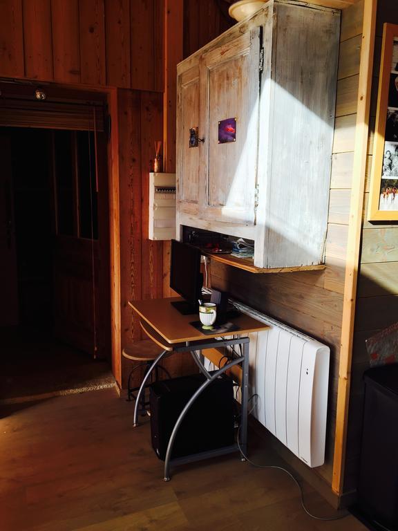 Gite Les Cigognes Orchamps-Vennes Habitación foto