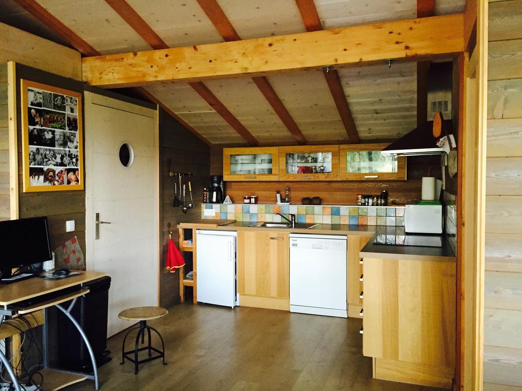 Gite Les Cigognes Orchamps-Vennes Habitación foto