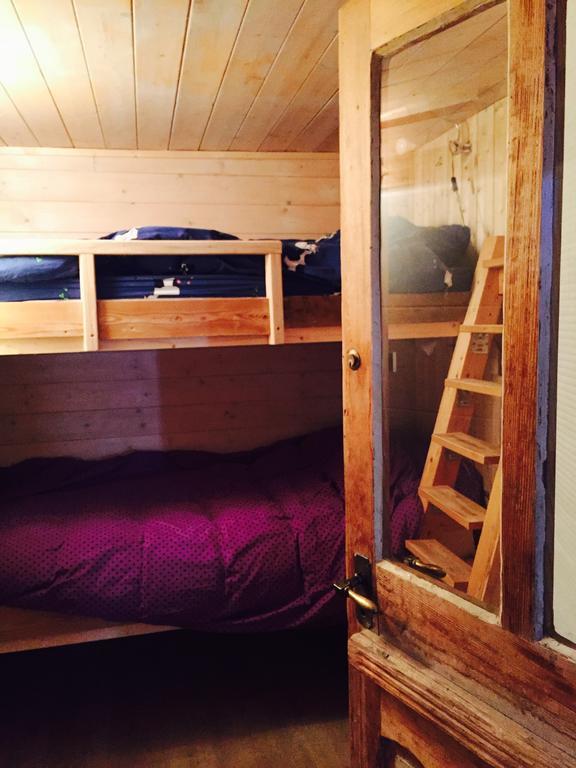 Gite Les Cigognes Orchamps-Vennes Habitación foto